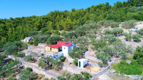 Greenside Cottage Lumi