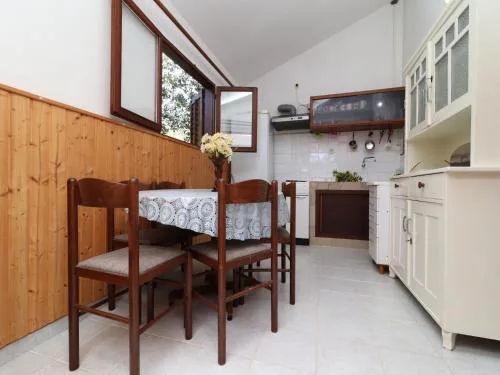 Holiday House Danica - Two Bedroom Holiday Home with Terrace and Sea View