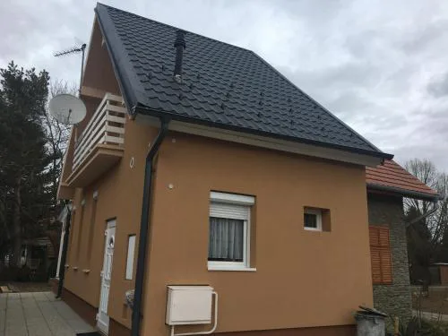 Pesti Apartmanház