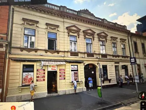 Fantomas*** N3 City Center Apartments 2 Bedroom + Living Room Apartment