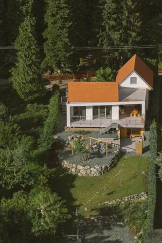 Well M cottage