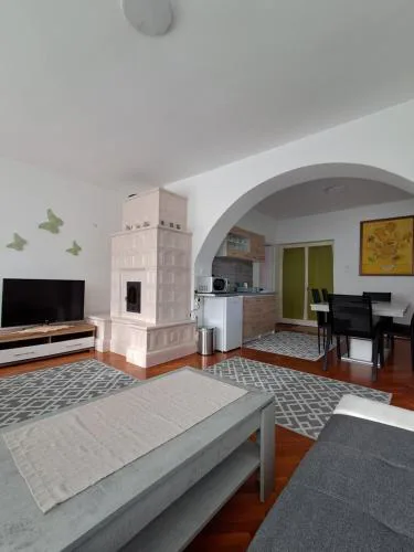 Viola Apartmanház