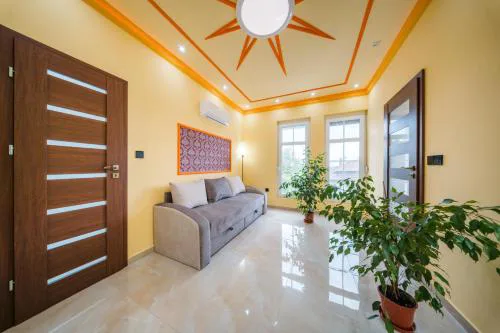 White House Apartman Miskolc, East Room
