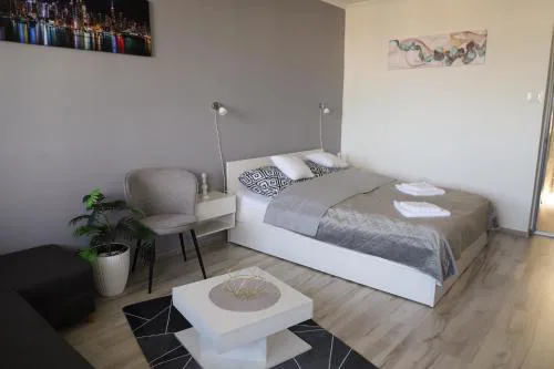 Üveghíd Apartman