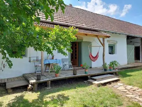 Aracsa Farm és Vendégház Kis Balaton és termál fürdők