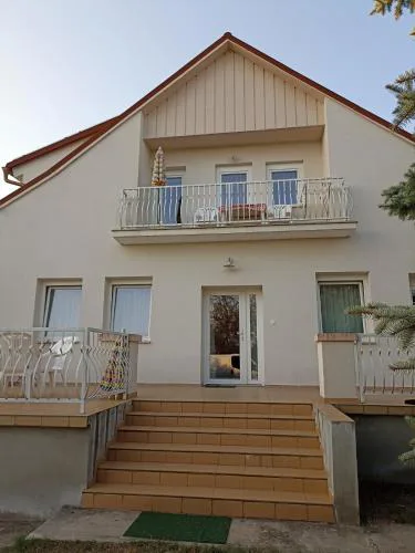 Bor Apartmanház
