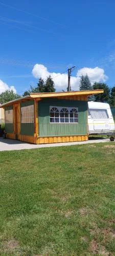 GyenesCamping Wohnwagen Knaus 1 Rechts