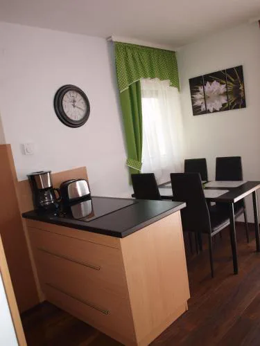 Aquarosa Apartman