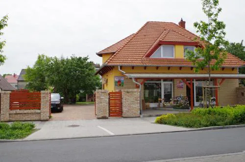 Aranyhal Apartman