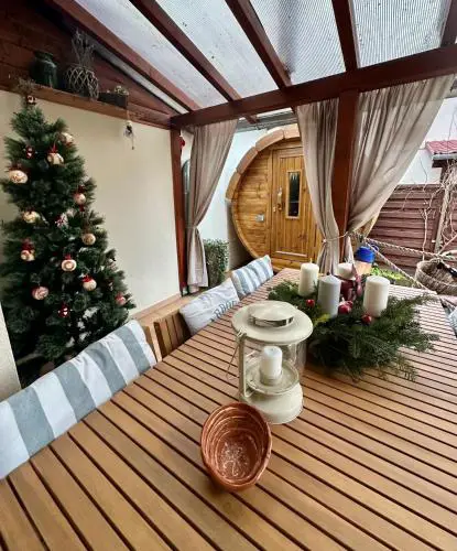 Dora Holiday House & Apartments