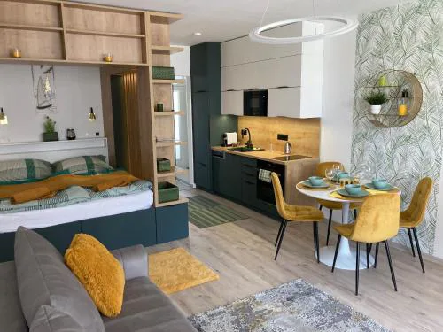 Gold & Green Apartment