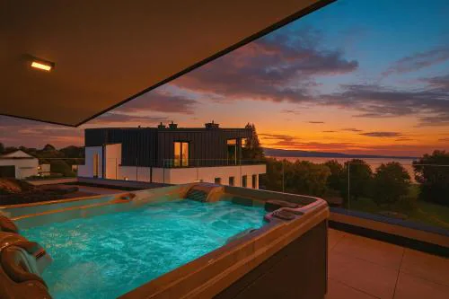Premium Penthouse