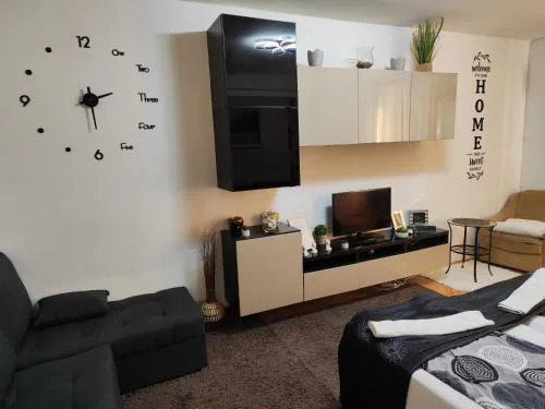 Heni Apartman