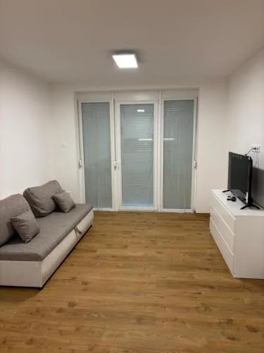 AA Apartman - Balatonboglár
