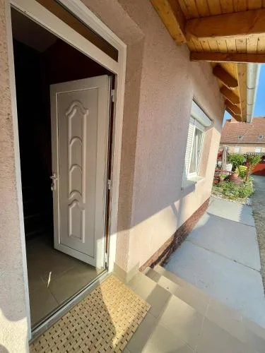Anna és Sára Apartman