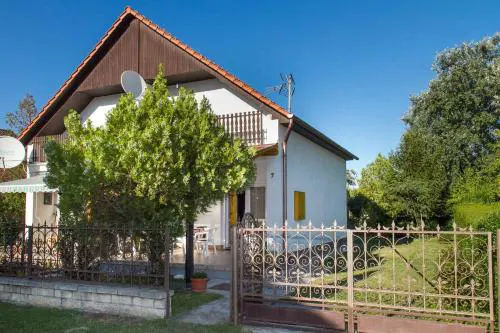 Holiday home in Balatonfenyves 18368