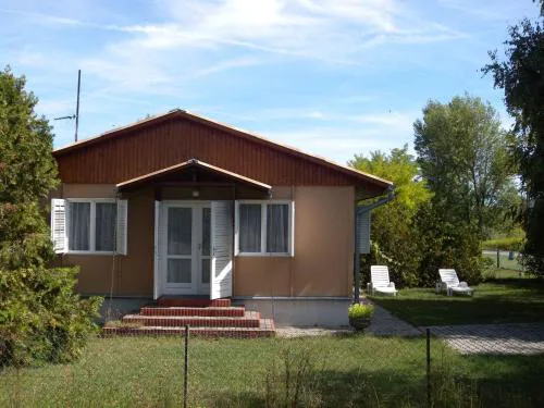 Holiday home in Balatonfenyves 38374