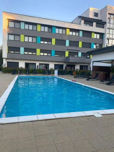 GOLDHOME Apartman