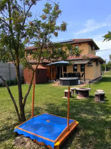 Holiday home in Balatonkeresztur 43400