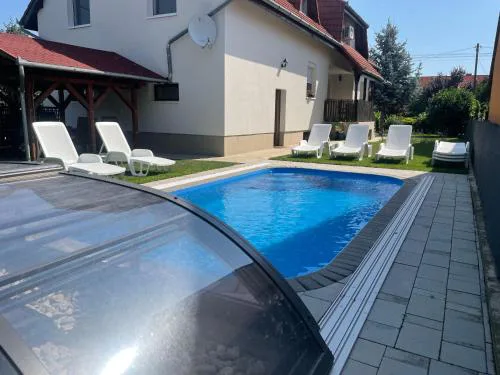 Villa Lili Apartments