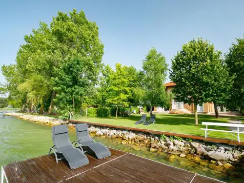 Apartment Lakefront 1 by Interhome