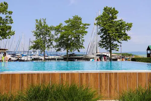 BL lakeview Apartman
