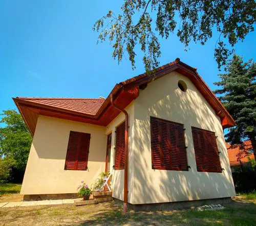 Eleonóra Villa