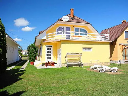 Holiday home in Balatonlelle 40449