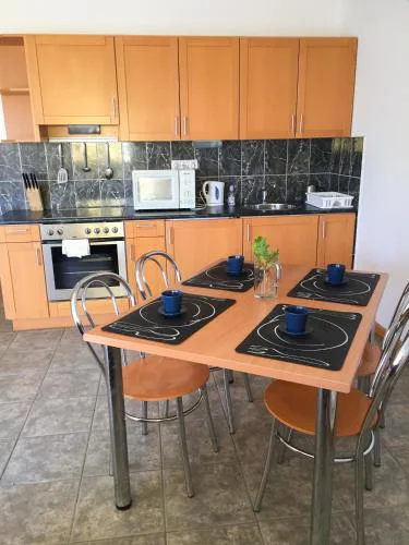 Hunor Apartmanok Köztársaság