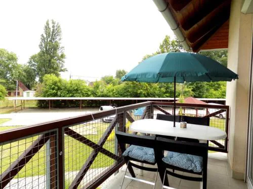 58 - Hullám Üdülőparkban vízközeli modern stúdió apartman