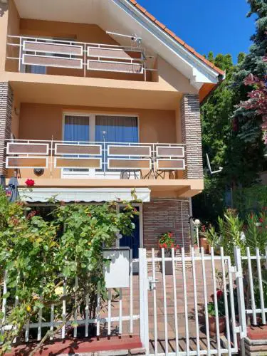 Gyöngyi Apartman