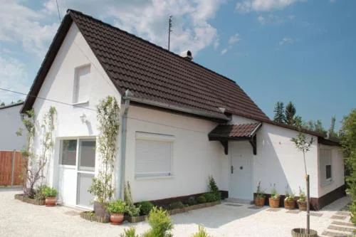 Bartha Nyaralóház