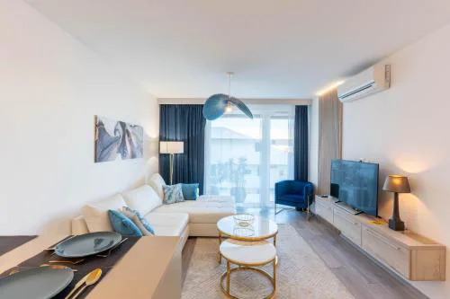 Sunset Resort 307