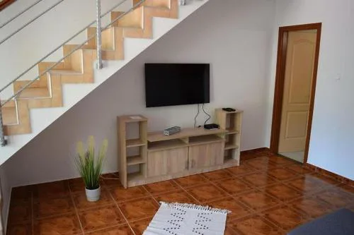 Green Garden Apartments