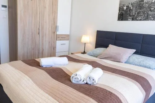Seaforth Apartment