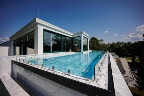 Villa Bauhaus Wellness Apartman Fsz. 1