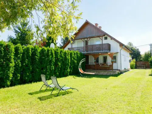 Holiday Home Aurora by Interhome