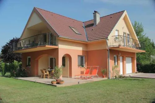 Holiday Home Waterfront in Zamardi-Balaton 55033