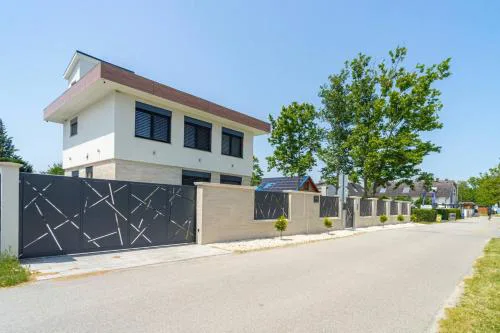 Luxury Villa with Panoramic Lake Balaton Views