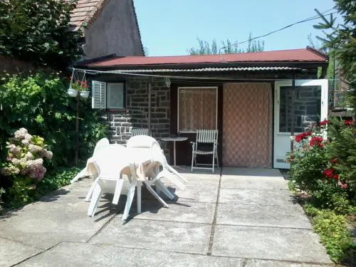 Nyári-Lak Apartman