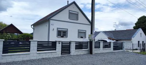 Grey Line Guesthouse