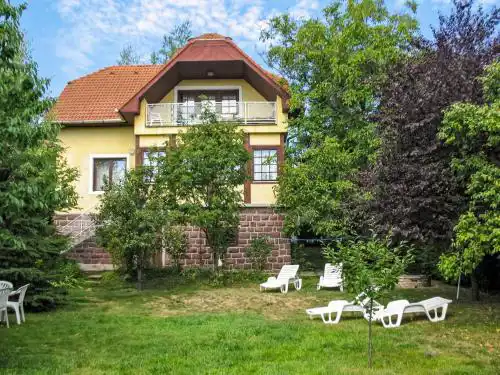 Holiday Home Csonka by Interhome