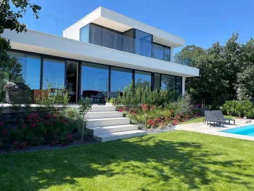 Kisfaludy Residence