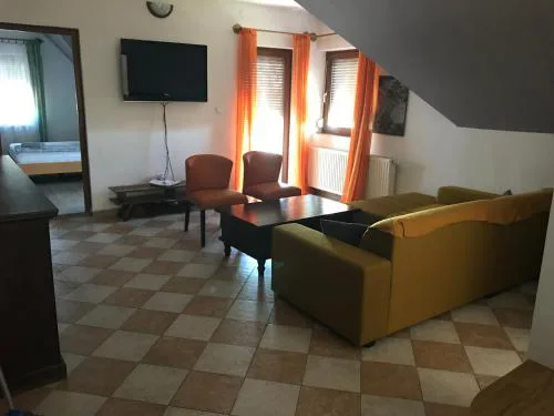 Márta Apartman