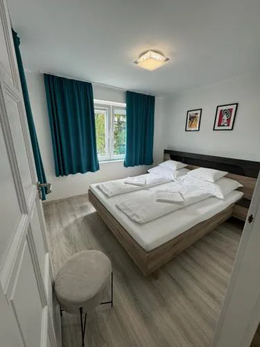 János Apartman