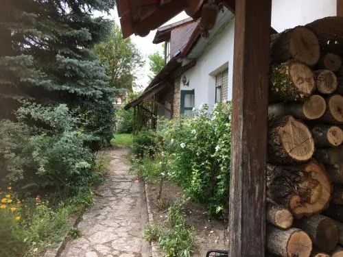 Nyitva Apartman