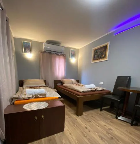 Babér Apartmanház Balatonakarattya
