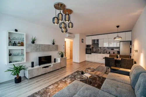 City Apartment, Private Parking and Balcony