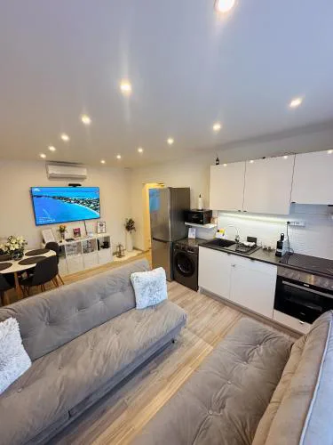 Palace City Apartman,T13, AC, Klima