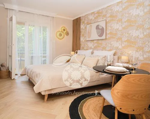 Mandarin Apartment